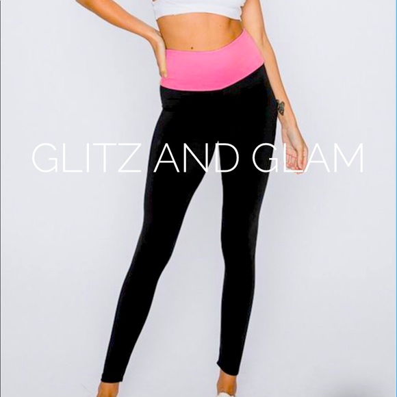 🖤Newport Coast Black Leggings🖤 - Picture 2 of 2